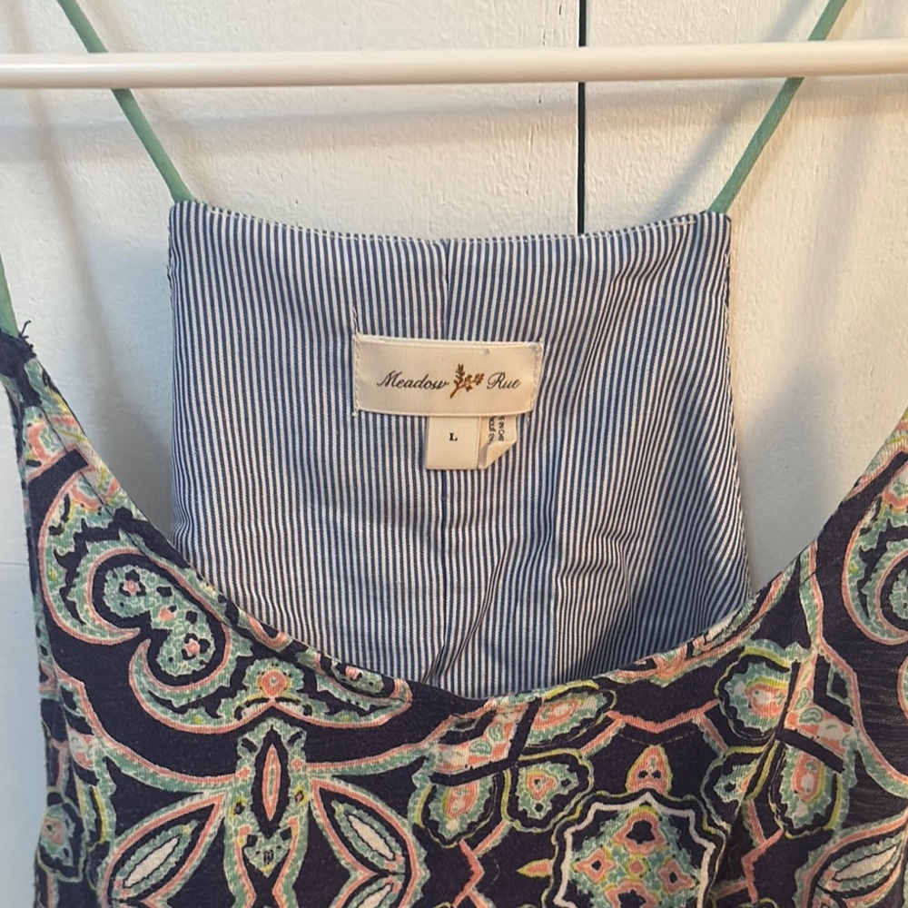 Meadow Rue Black and White Graphic Camisole Top - Picture 2 of 3
